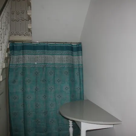 Semesterbostad Central Area Townhouse - Close To The City Pietà