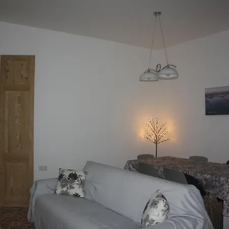Central Area Townhouse - Close To The City Pieta